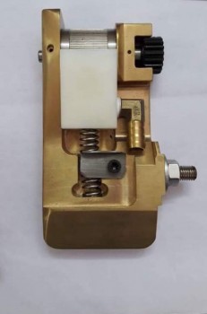 CỤM ĐỒNG BÔI KEO MÁY DÁN